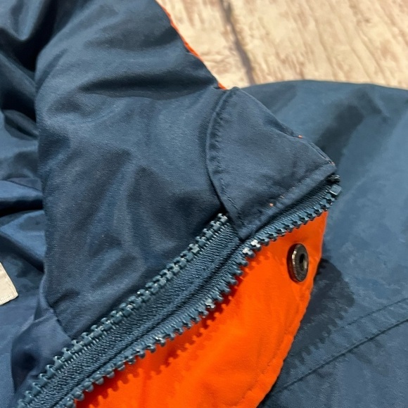 Vintage 1990s Denver Broncos Columbia Sportswear Shell NFL Football Shell Jacket - Picture 10 of 13